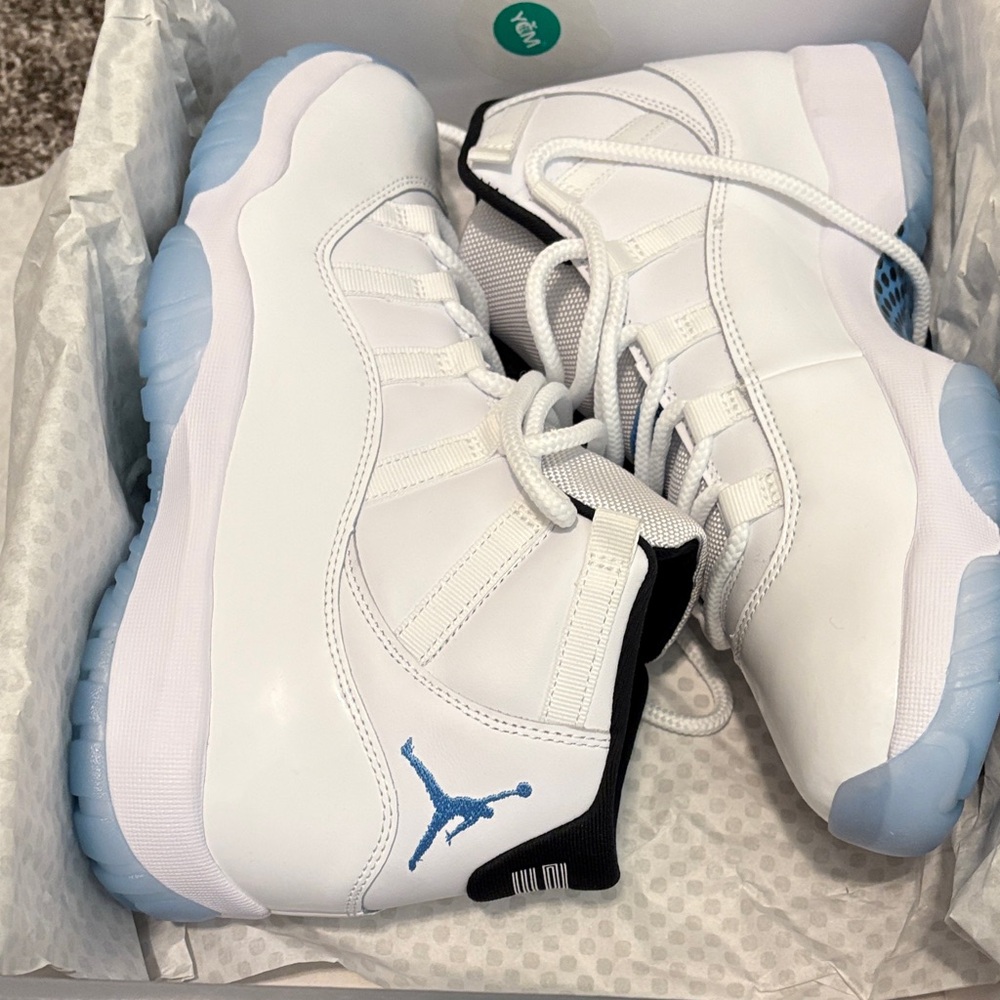 Nike White and Blue Athletic Shoes